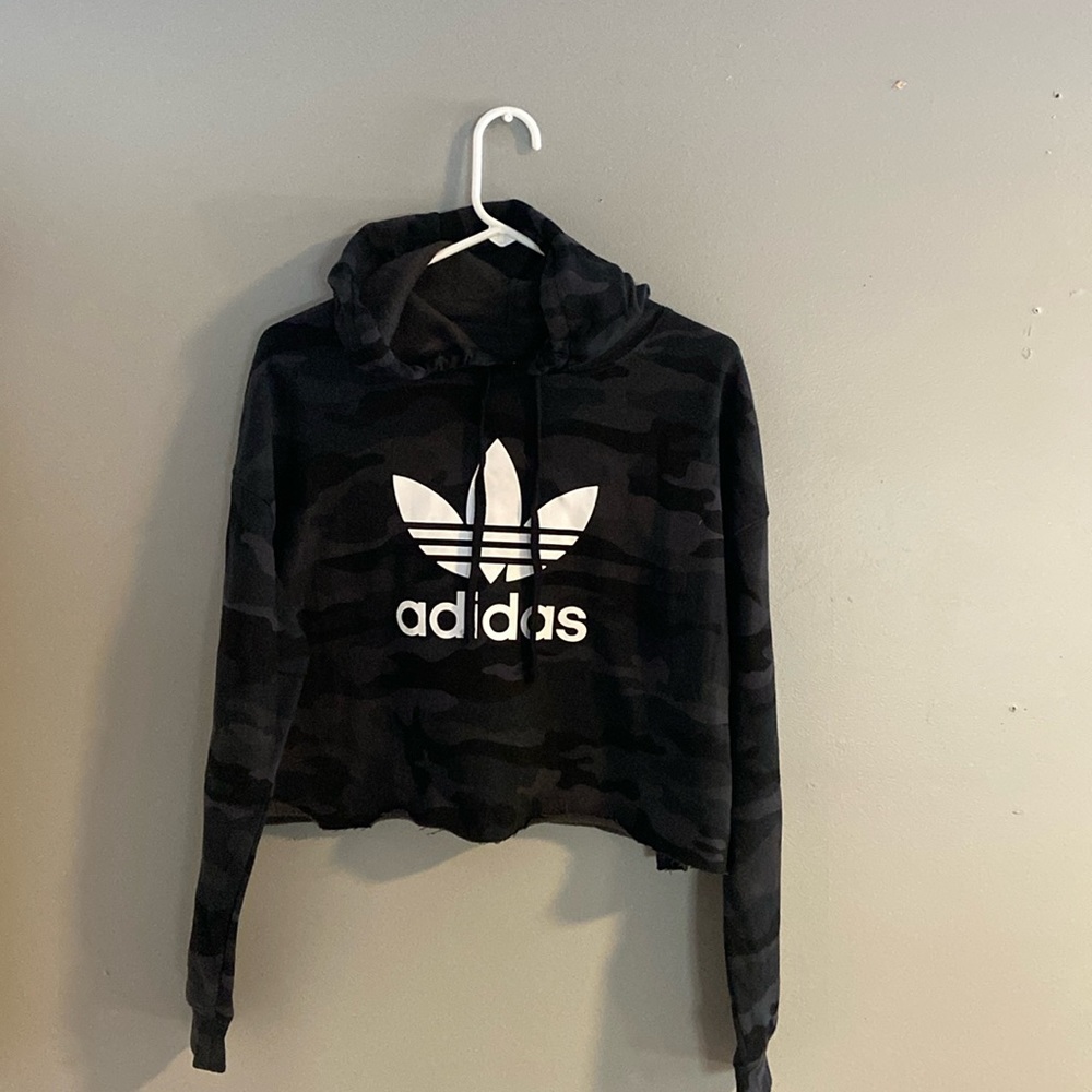 Adidas cropped hoodie. Ladies Black camo. Size medium
